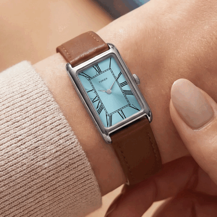 Het Timex 1976 Lexington Reissue Inspired TW2Y78900-horloge wordt geleverd met een bruine leren band