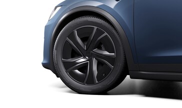 Met de standaard 19" Magnetite wielen biedt de Model S refresh de langste actieradius ooit van een Tesla-auto.
