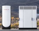 Een Tesla V4 Supercharger en kast (Afbeelding bron: Tesla)