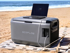 De EcoFlow Glacier Classic kan telefoons en laptops opladen en tegelijkertijd voedsel koel houden tijdens uitstapjes in de buitenlucht. (Afbeelding bron: EcoFlow)
