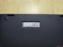 M.2 SATA SSD onderhoudsluik