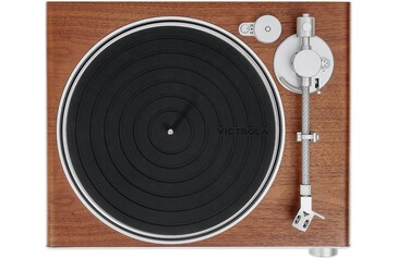Het walnootfineer op de sokkel geeft het een fraaie uitstraling (Afbeelding bron: Victrola)