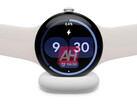 De "Pixel Watch 4" op een oplader. (Afbeeldingsbron: Android Headlines)