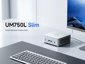 De Minisforum UM750L Slim wordt geleverd in één zilverkleurige optie met een contrasterende aan/uit-knop. (Afbeeldingsbron: Minisforum)