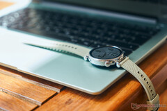 Huawei heeft de Watch GT 4 deze keer alleen een visuele opfrisbeurt gegeven. (Afbeeldingsbron: Notebookcheck)