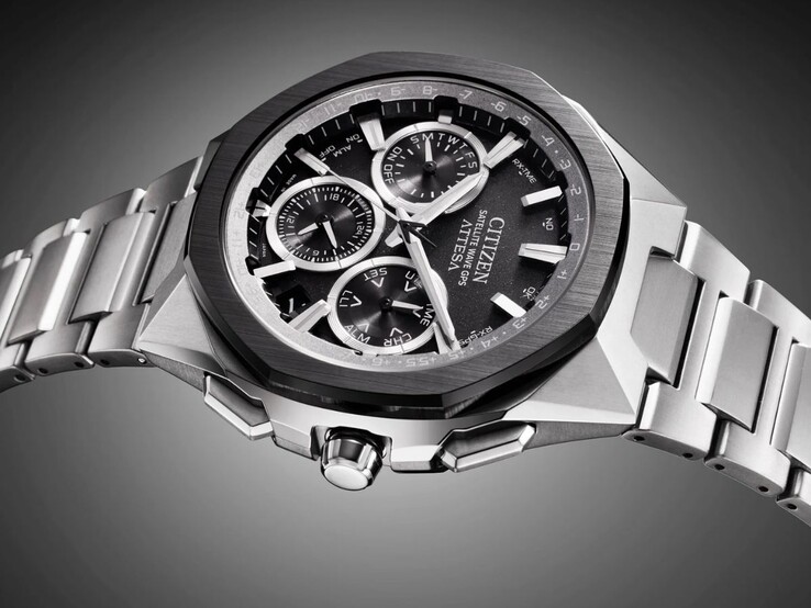 Het Citizen Attesa CC4104-53E horloge