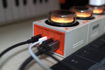 We hebben de Moonbase getest met alle USB-C poorten tegelijk.