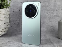 De Vivo X200 FE is de Indiase versie van de Vivo X200 Pro Mini (foto). (Afbeeldingsbron: Notebookcheck)