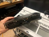 Een gamer heeft een AMD Radeon RX 5700 XT gaming GPU voor slechts $4,99 uit een kringloopwinkel gehaald. (Afbeeldingsbron: u/12kdaysinthefire)