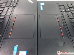 Touchpads van de Lenovo ThinkPad T470 (links) en ThinkPad T470s (rechts).