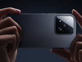 De Xiaomi 17 Max begint rond de $632 in China. Afgebeeld: een promofoto waarop de cameraopstelling van de telefoon te zien is.