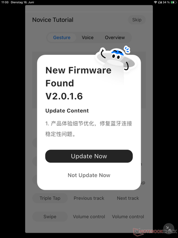 Direct na het aansluiten wordt op eenvoudige wijze een firmware-update uitgevoerd.