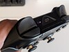 Bovenaanzicht met bumpers, triggers, USB Type-C poort en platform switcher
