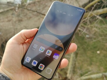 Realme GT7 Pro test smartphone (Foto bron: Marcus Herbrich)