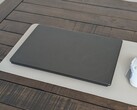 De nieuwste MSI Stealth 16 neemt het strakkere en minimalistischere uiterlijk van de Prestige-serie over, maar mist vreemd genoeg de SD-kaartlezer waarop zijn doelgroep vertrouwt