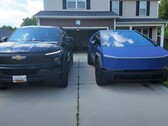 De Tesla Cybertruck ondervindt zware concurrentie van concurrerende elektrische pick-ups, waaronder de Chevrolet Silverado EV. (Afbeelding Bron: Lamar MK via YouTube)