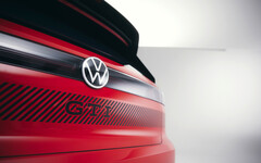 De iconische GTI-badge van Volkswagen zal de komende jaren worden toegepast op een elektrische FWD hot hatch. (Afbeelding bron: Volkswagen)