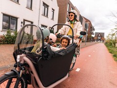 De Decathlon BTWIN Elektrische Familie Cargo Bike F900E. (Afbeeldingsbron: Decathlon)