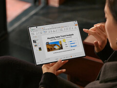 De Mate XTs kan in drie houdingen worden gebruikt dankzij het doorlopende display. (Afbeeldingsbron: Huawei)