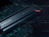 Samsung heeft een mysterieuze nieuwe SSD lopen teasen met de zinsneden "Ultimate SSD" en "Champion Maker". (Afbeelding bron: Samsung - bewerkt)