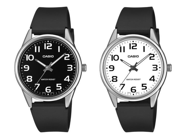 De Casio MTP-C666-1B (links) en MTP-C666-7B (rechts) horloges