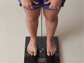 De BodyFit is voorzien van een handgreep met geïntegreerde elektroden