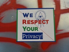 Een decoratieve afbeelding met de tekst &quot;wij respecteren uw privacy&quot; (Afbeelding bron: Marija Zaric via Unsplash)