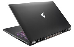 De nieuwe AORUS 17X vertrouwt op Intel's 16-core laptop processor. (Afbeelding bron: Gigabyte)
