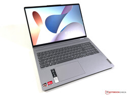 Review: Lenovo IdeaPad Flex 5 16 G8. Reviewapparaat geleverd door:
