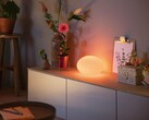 De Philips Hue Flourish tafellamp