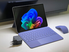 Microsoft Surface Pro 12 (bron: Notebookcheck)