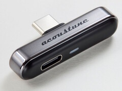 De Acoustune ATX001 Bluetooth-zender voegt Bluetooth-muziekcodecs met hoge resolutie toe aan Android en Apple smartphones.