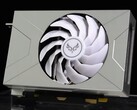 Zephyr laat de prachtige volledig metalen RTX 4070 Sakura Snow X vallen (Afbeelding bron: Zephyr)