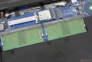 Toegankelijke 2x SODIMM sloten