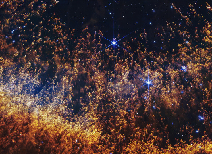 Een nieuwe Webb-afbeelding die een deel van de Helixnevel toont (Afbeeldingsbron: NASA, ESA, CSA, STScI)