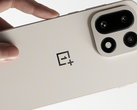 De aankomende vlaggenschip smartphone, de OnePlus 15. (Afbeelding bron: OnePlus, bewerkt)