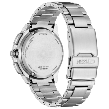 De roestvrijstalen armband en de gegraveerde Eco-Drive achterkant van de kast.