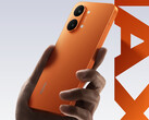 De Turbo 5 Max zal worden aangeboden in een iPhone 17 Pro-achtige oranje kleurstelling. Afgebeeld: een promofoto van de achterkant van het Sunshine Orange-model. (Afbeeldingsbron: Redmi)