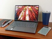 Lenovo Yoga Slim 7 14 G9 laptop test: Nieuw kleiner formaat met geïntegreerde Co-Pilot toets