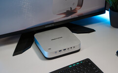 Minisforum M2 Pro met Intel Core Ultra X7 358H en 32 GB LPDDR5X RAM