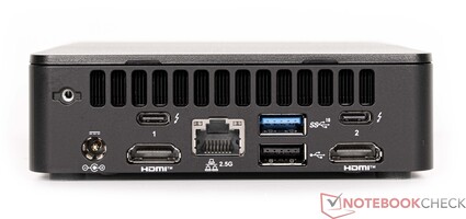 Achterkant: Voedingspoort, 2x USB 4 (Type C), 1x USB 3.2, 1x USB 2.0, 2,5G LAN, 2x HDMI 2.1