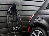 De universele muurconnector zal opladen op basis van de elektriciteitsprijs. (Afbeeldingsbron: Tesla)