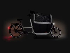 De Btwin F900E bakfiets van Decathlon is nu verkrijgbaar in Polar White (afbeelding). (Afbeeldingsbron: Decathlon)