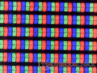 Subpixels lijken scherp, maar het beeld is nog steeds iets korreliger dan op de LG Gram 14