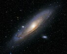Een afbeelding van de Andromeda Galaxy en zijn satellietstelsels.