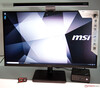 MSI Modern MD271QPDE met MSI Cubi 5 10M en MSI Modern LED Lux Lightbar