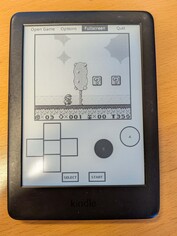 Hoewel een Gameboy-emulator leuk is, maken het gebrek aan multitouch en de slechte vernieuwingsfrequentie dit meer een technische demo dan een praktische oplossing (Afbeelding Bron: Notebookcheck)