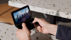 Een nieuw patent laat zien hoe Surface Duo 3 eruit zou hebben gezien als Microsoft het niet had geschrapt (bron: Microsoft)