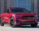 De 2025 Ford Mustang Mach-e. Het bedrijf verhoogt de prijzen om tegemoet te komen aan de hoge tarieven (Afbeelding bron: Ford)