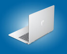 HP verkoopt de nieuwe OmniBook 5 Flip 2-in-1 in de kleuren Powder Pink en Sky Blue, evenals in de hier afgebeelde uitvoering in Glacier Silver.
